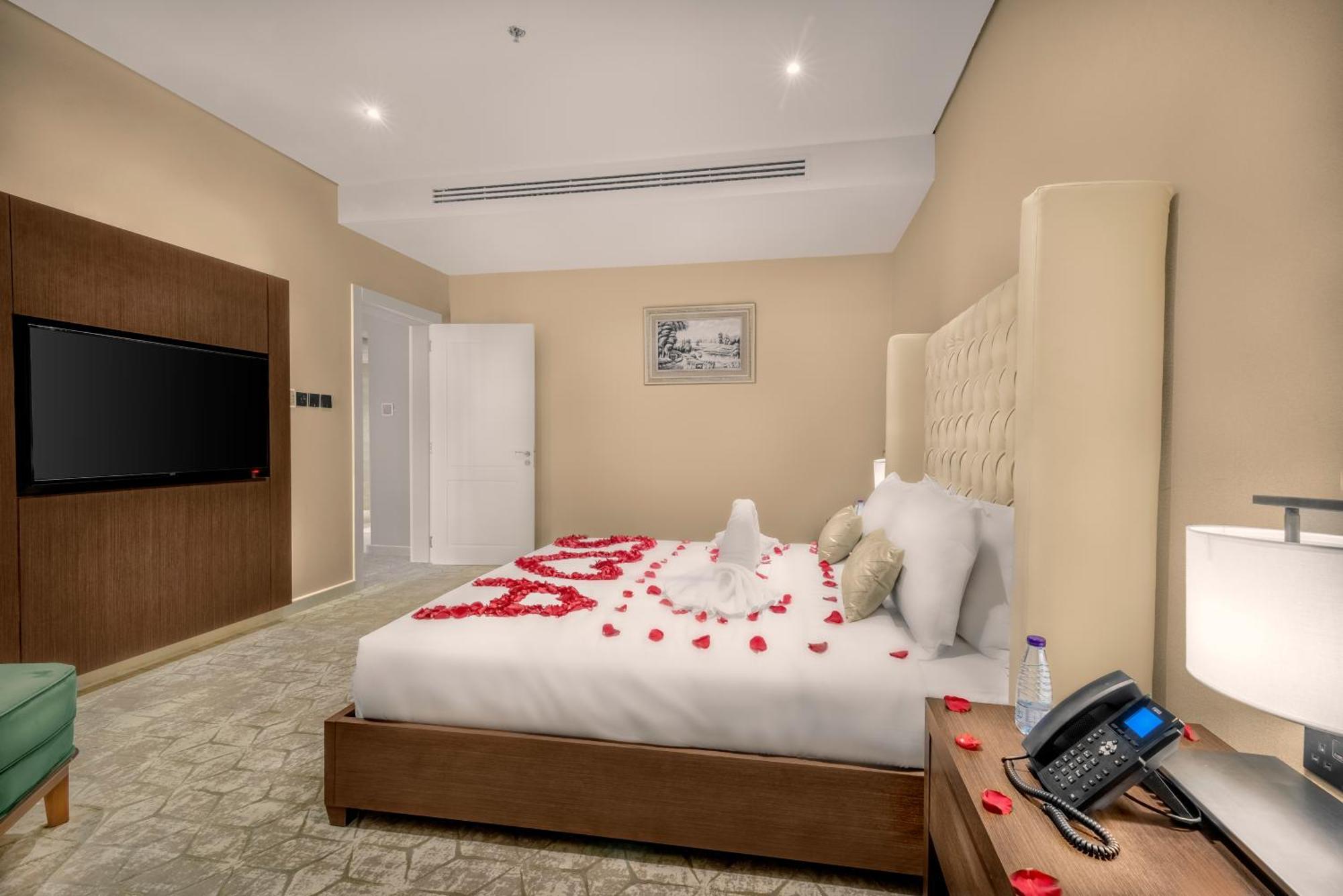 Suknai Royal Hotel 2*